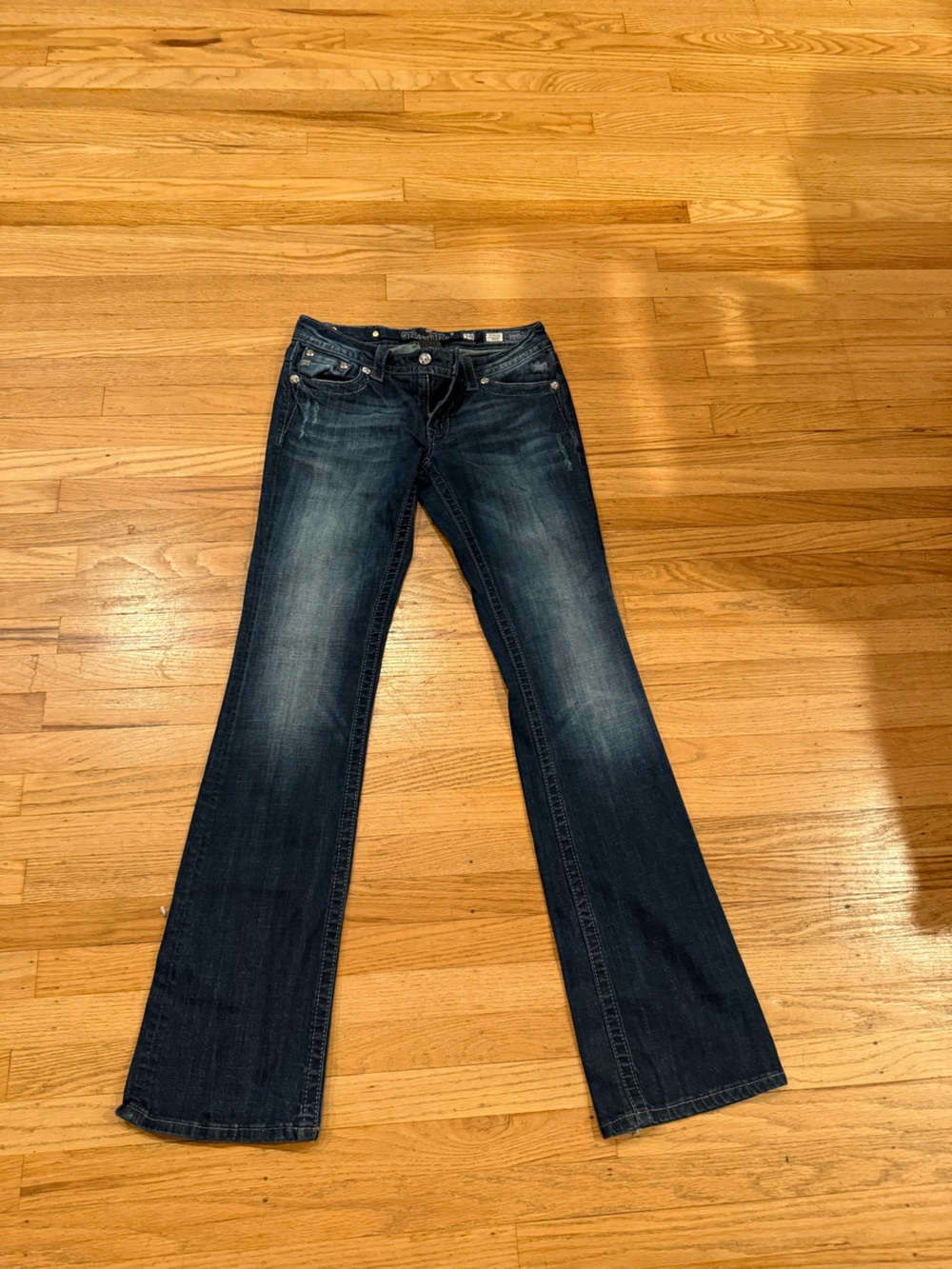 Miss Me Urban Renewal NWT Embellished Floral Pocket Bootcut Jeans Size 29